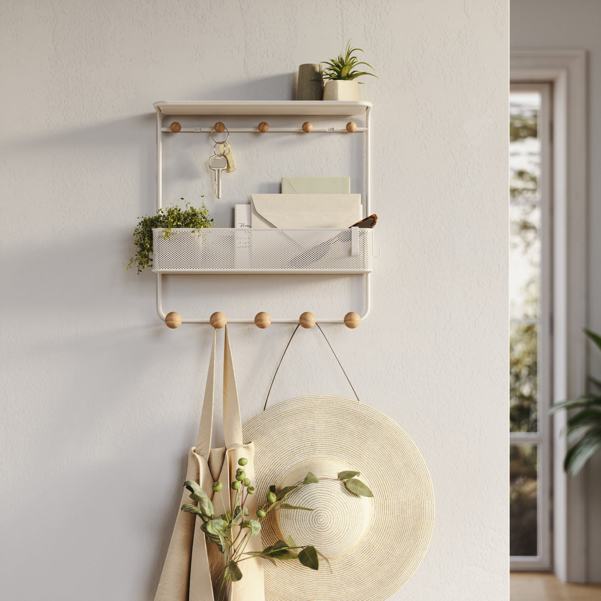 ESTIQUE SHELF WITH HOOKS