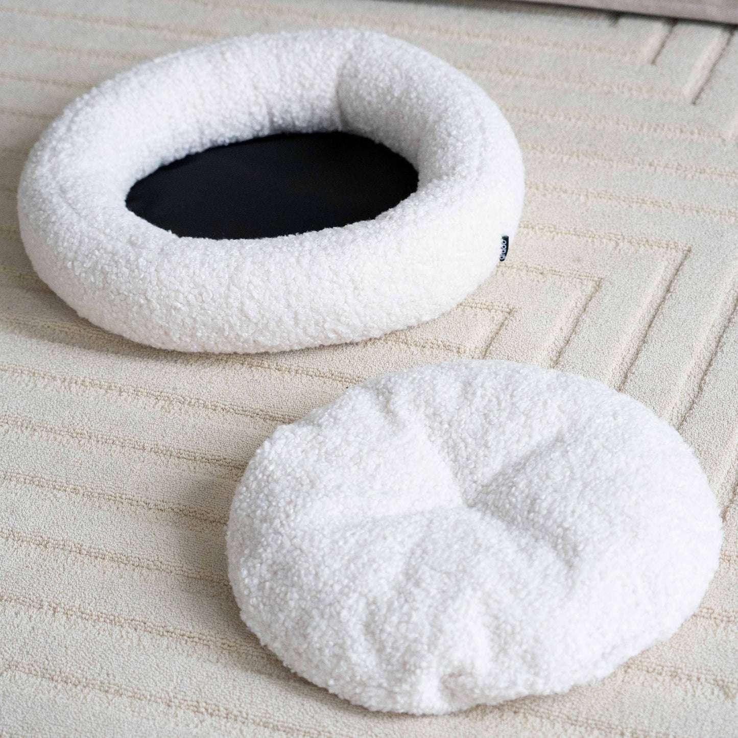 XO Pet Bed